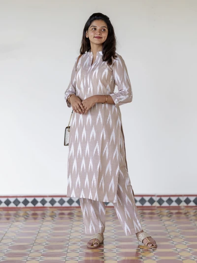 Creamwood Ikkat Co-ord Set
