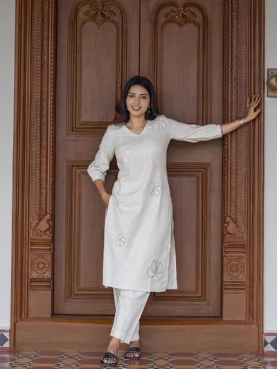 Vanilla Petal Threads Co-ord Set